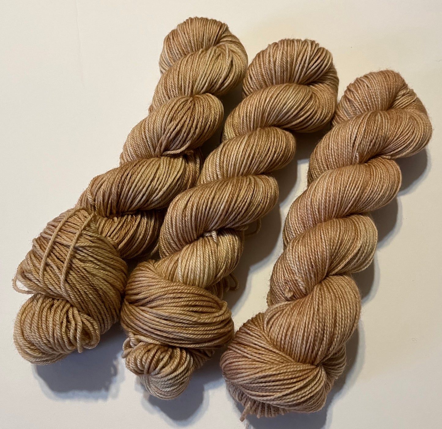 Bunny Rabbit Brown (Semi-Tonal) - Millie & Maggie Fiber Arts