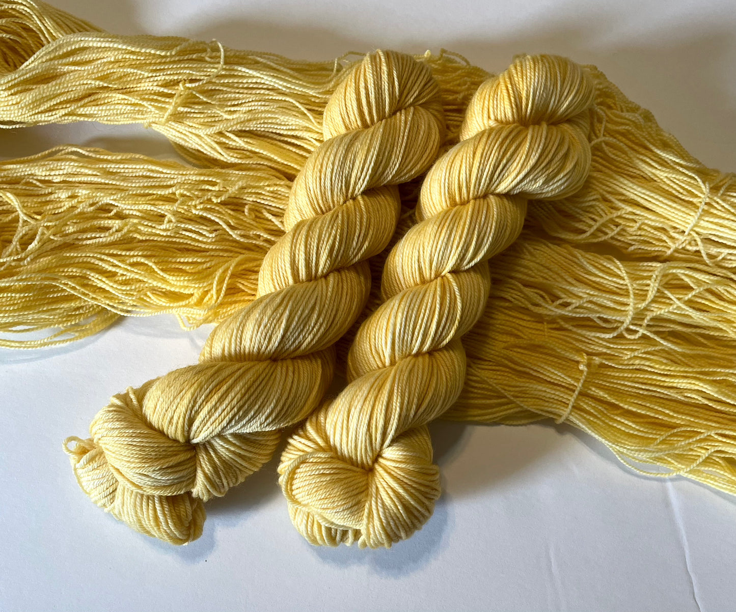 Ducky Yellow (Semi-Tonal) - Millie & Maggie Fiber Arts