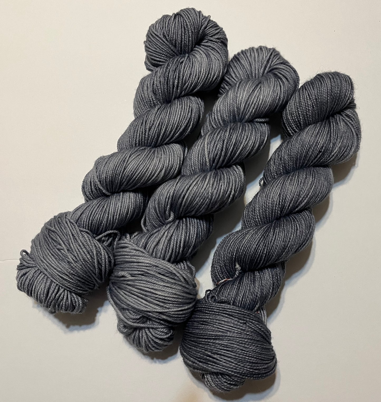 Elephant Gray (Semi-Tonal) - Millie & Maggie Fiber Arts