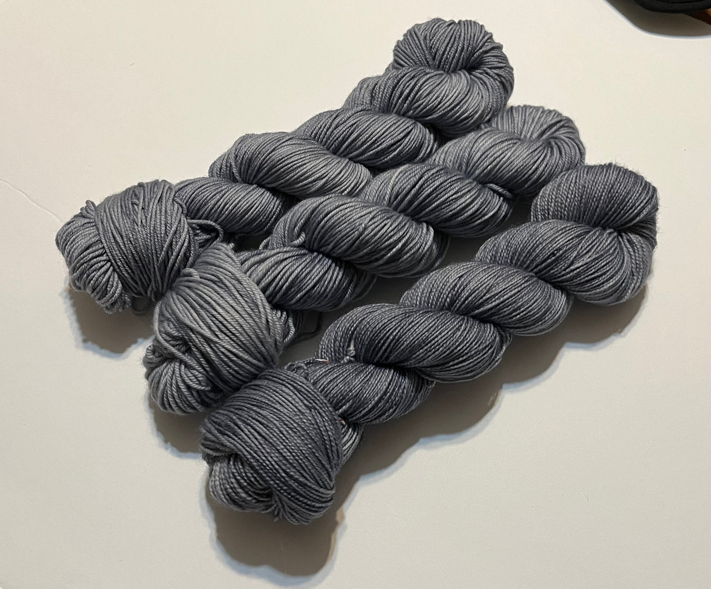 Elephant Gray (Semi-Tonal) - Millie & Maggie Fiber Arts