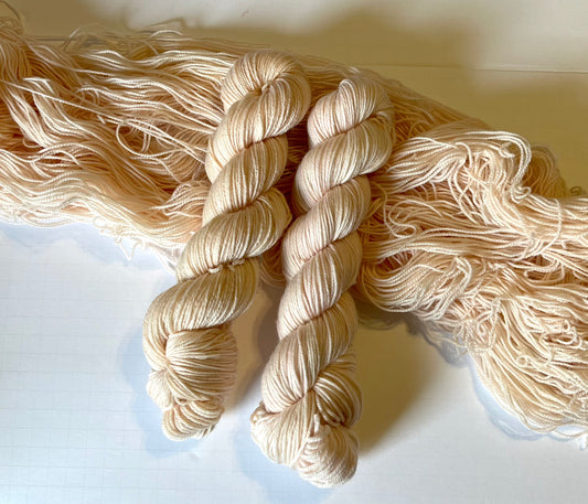 Dyed to Order Piggy Pink (Semi-Tonal) - Millie & Maggie Fiber Arts