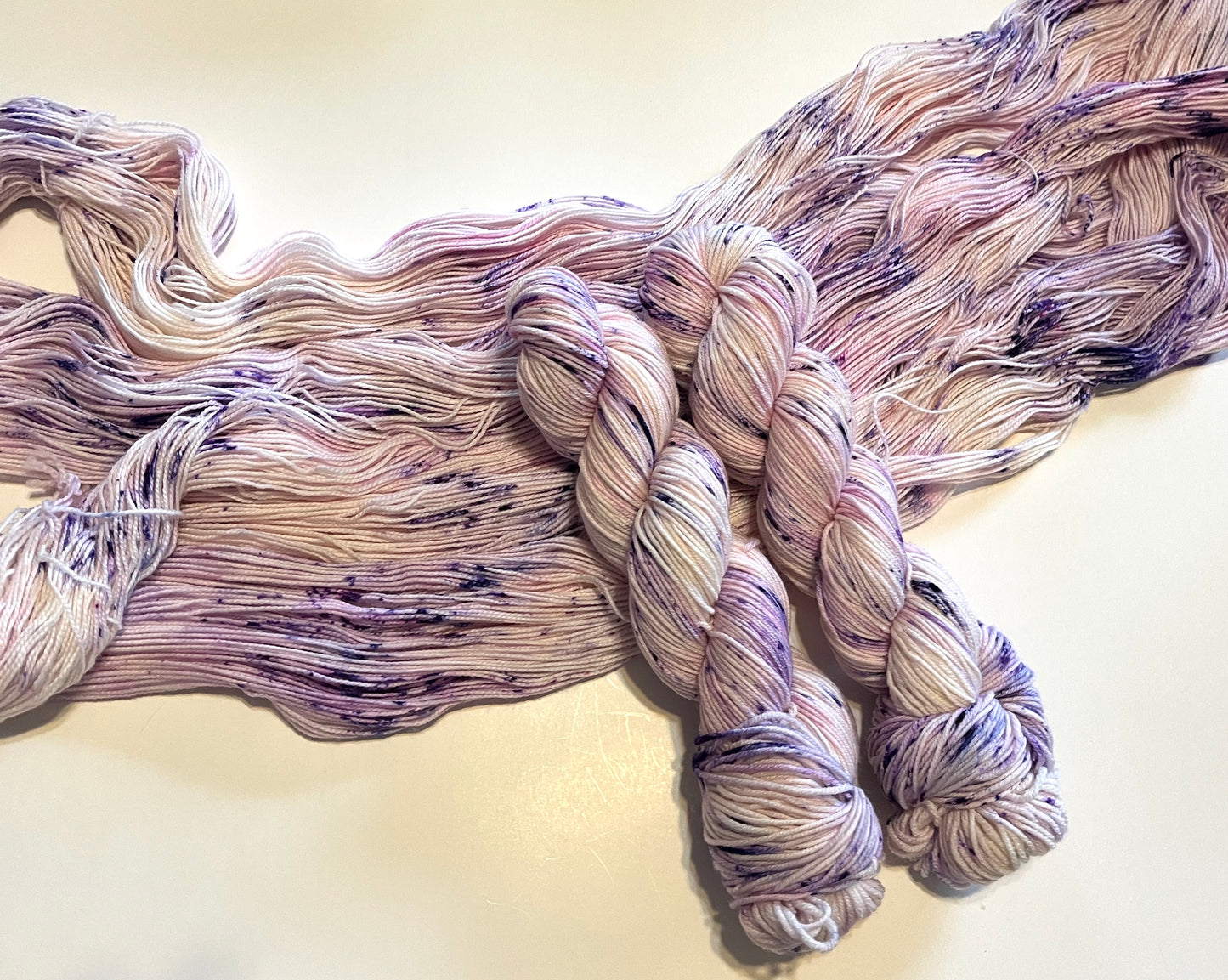 Speckled Lily (Speckled) - Millie & Maggie Fiber Arts