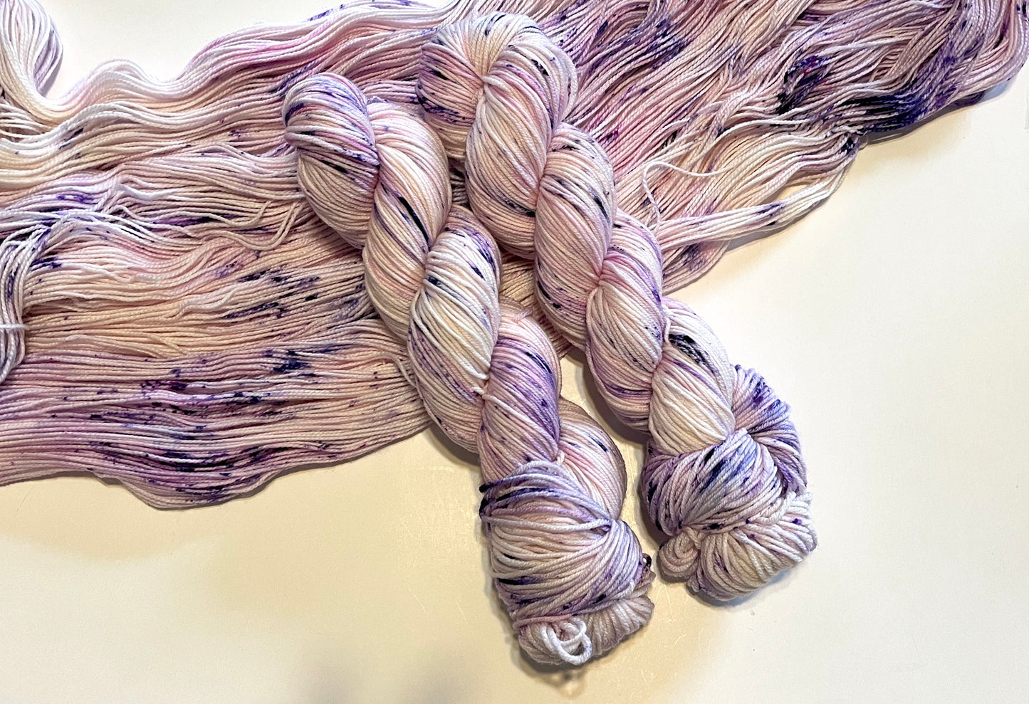 Dyed to Order Speckled Lily (Speckled) - Millie & Maggie Fiber Arts