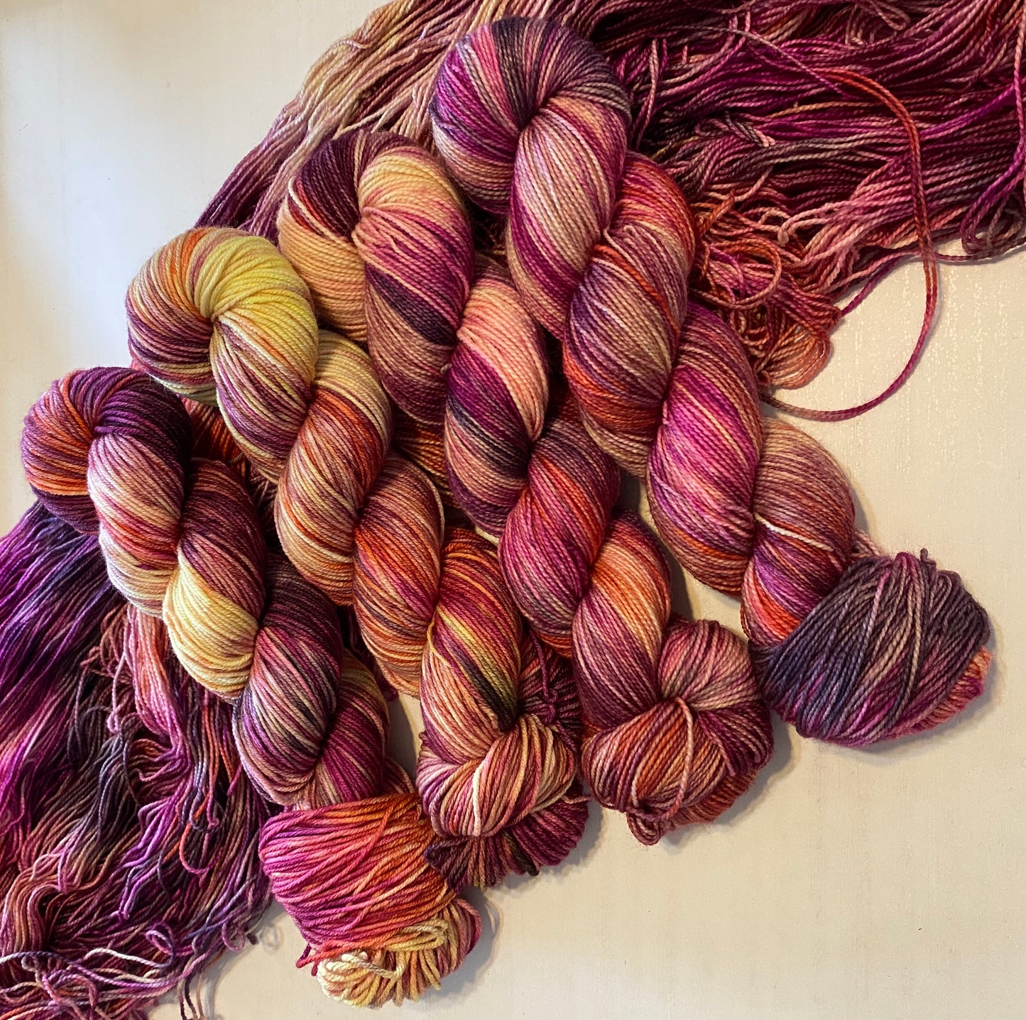 Berry Tartlet (Variegated/Speckled) - Millie & Maggie Fiber Arts