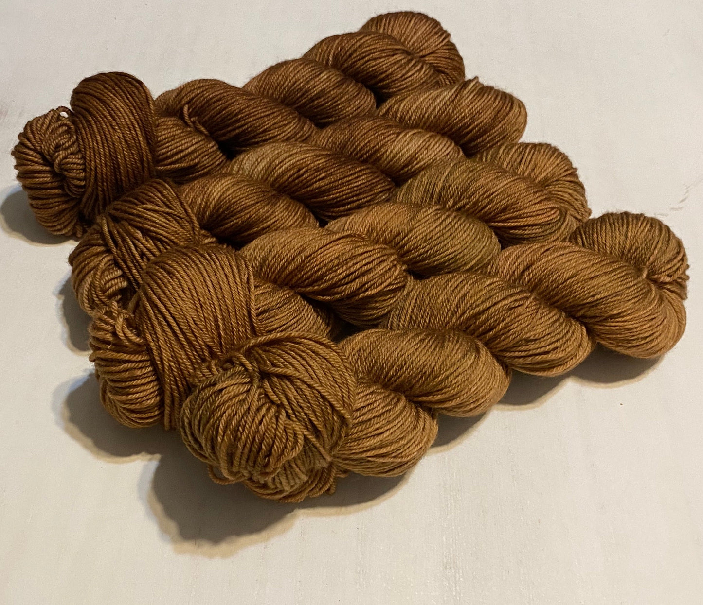 Graham Cracker (Tonal) - Millie & Maggie Fiber Arts