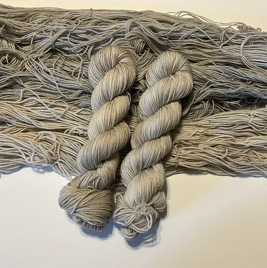 Koala Gray (Semi-Tonal) - Millie & Maggie Fiber Arts